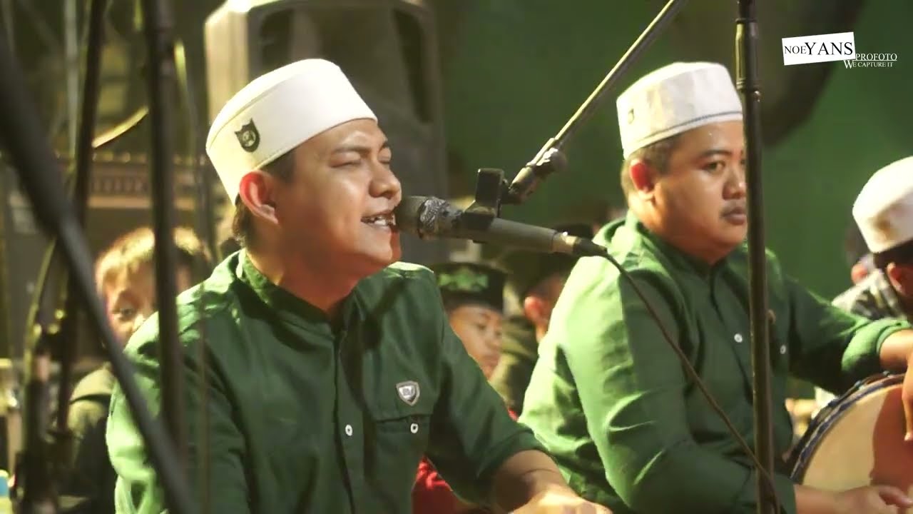 Tiara Versi Sholawat Terbangan Al-Manshuriyyah || Live Show Tegal Kembang Kutawaringin