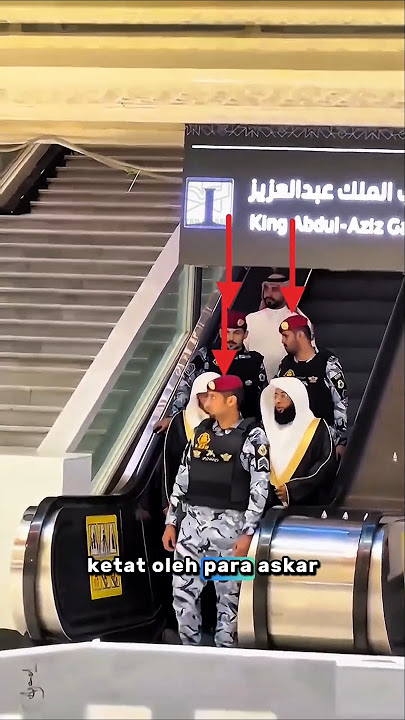 THIS PERSON IS ALWAYS GUARDED TIGHTLY BY SOLDIERS #soldier #yaser_eldosary #mekkah #islamicstory