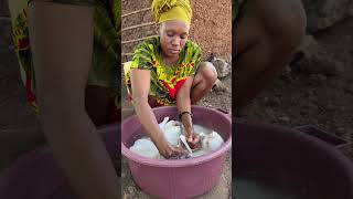 African Village Mum Cleaning Chicken The Traditional Way シ