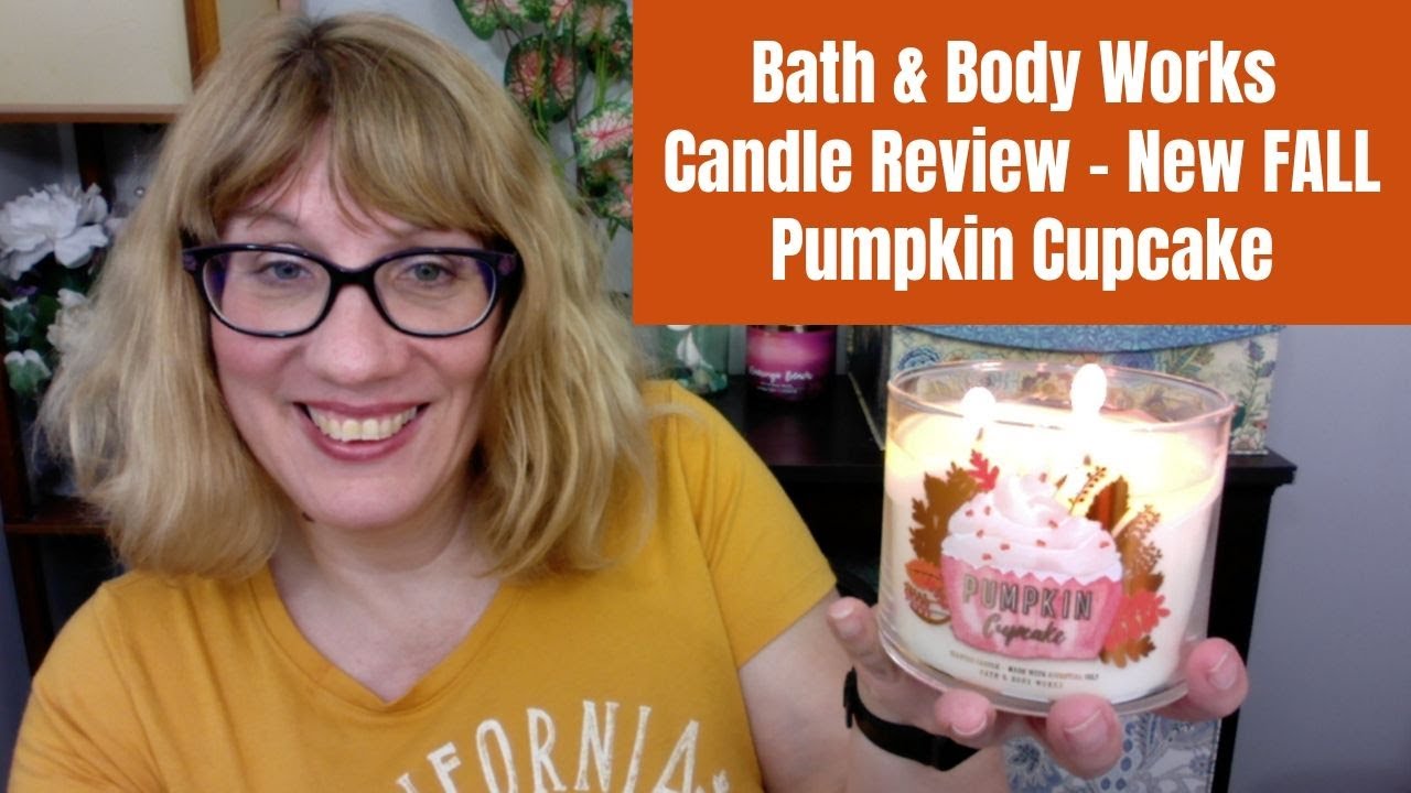 Bath & Body Works Candle Review - New FALL 2019 Pumpkin Cupcake