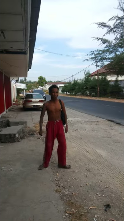 AKSI MESUM ORANG GILA