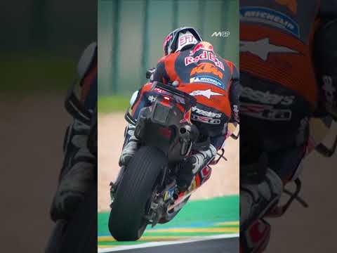 Acosta wheeling to P1 in the first MotoGP session in Goiania! 🦈