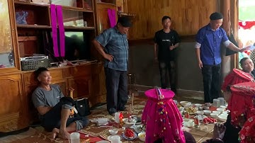 Lễ bái đường trong đám cưới của người dân tộc dao tuyển tại bản gốc lụ xã Xuân Hoà huyện 