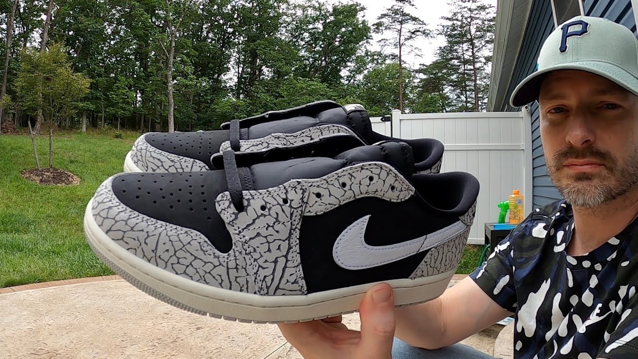 COOL!! Nike Air Jordan 1 Black Cement