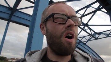 Creaduriaid Byw - Mr Huw - Music Video