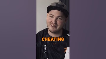 WAS THIS PRO CS:GO PLAYER CHEATING? 😳