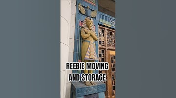 The Reebie Moving & Storage at 2325 N. Clark Street in Chicago on 12.09.25 #egyptian #architecture