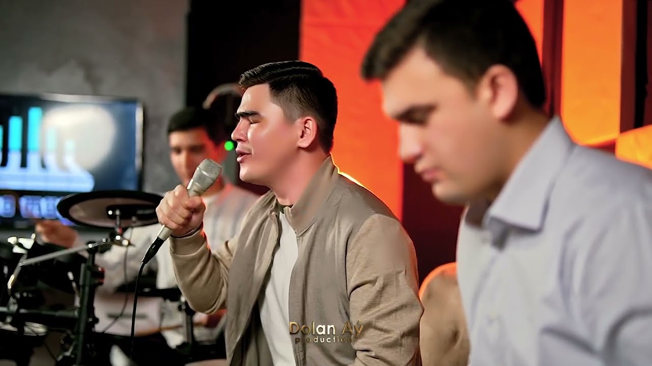 Dayanc Berdiyew - Goresim geler ( Hajy Yazmammedow )