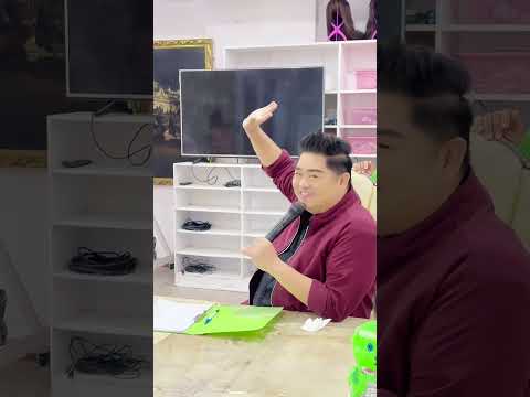 ကိုသာဂိ မိတ်ကပ်သင်တန်းမှာ အဆိုတော်တွေလဲပါတယ်နော် သိီချင်းဆိုပြတာကောင်းလား?