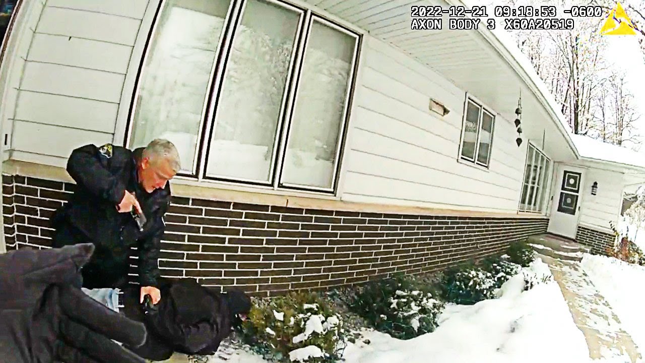 This Burglar Never Saw It Coming...