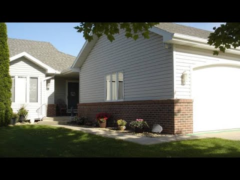 929 Ronan Dr, Hastings, NE home video tour