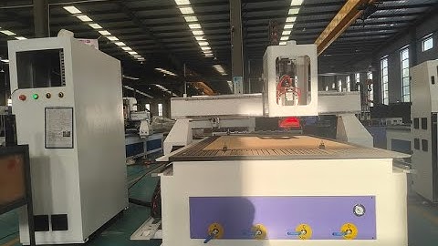 testing video of economic ATC cnc router machine AKM1530C