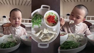 Baby Eating Dumpling by TOP BABIES 1,692 views 3 years ago 2 minutes, 10 seconds