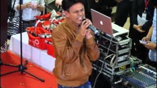 Dekat Padamu - Yusry KRU (Singapore Joo Chiat Complex)