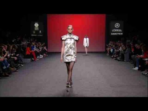 En el desfile de moda de Louis Vuitton en Corea se presentaron K