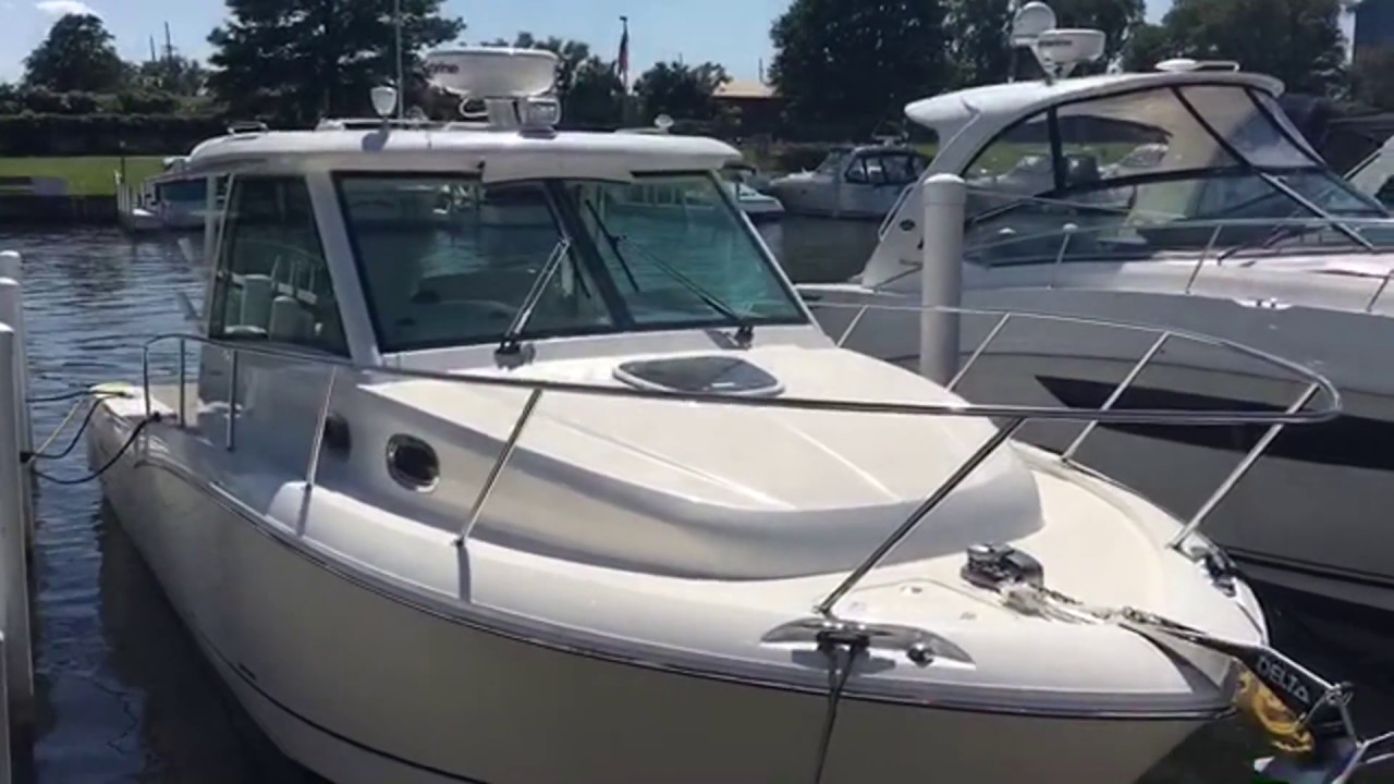 NEW 2018 Boston Whaler 315 Conquest BOAT FOR SALE near Chicago by B & E Marine 2198798301