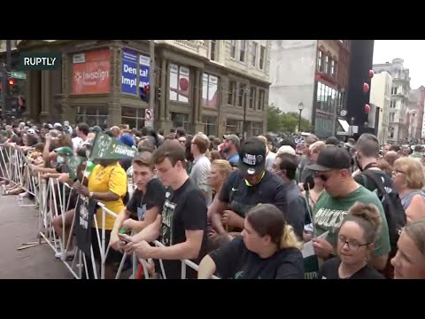 LIVE: Milwaukee Bucks hold parade following NBA Championship title