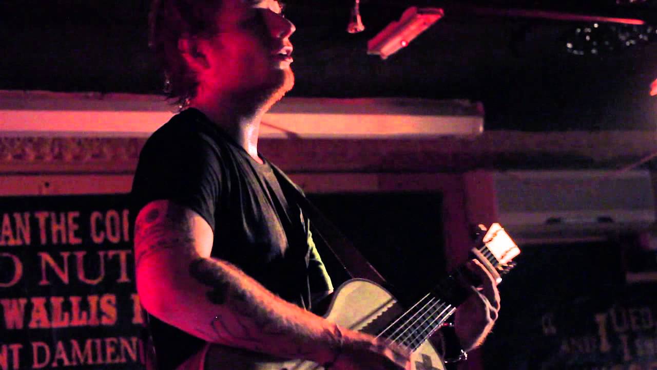 Ed Sheeran - You need me, I don't need you (Live in the Crowd, Ruby Sessions)