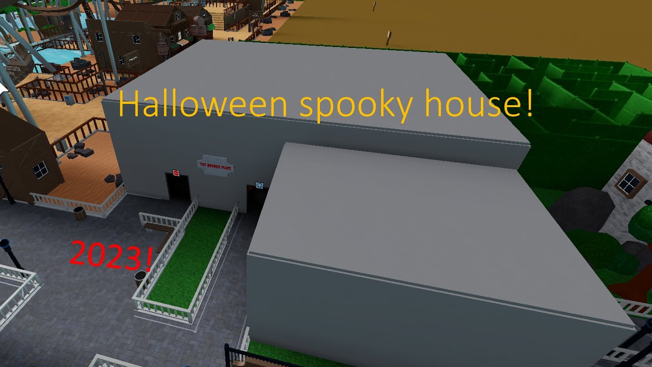 Building a Halloween spooky house in Theme Park Tycoon 2! YouTube
