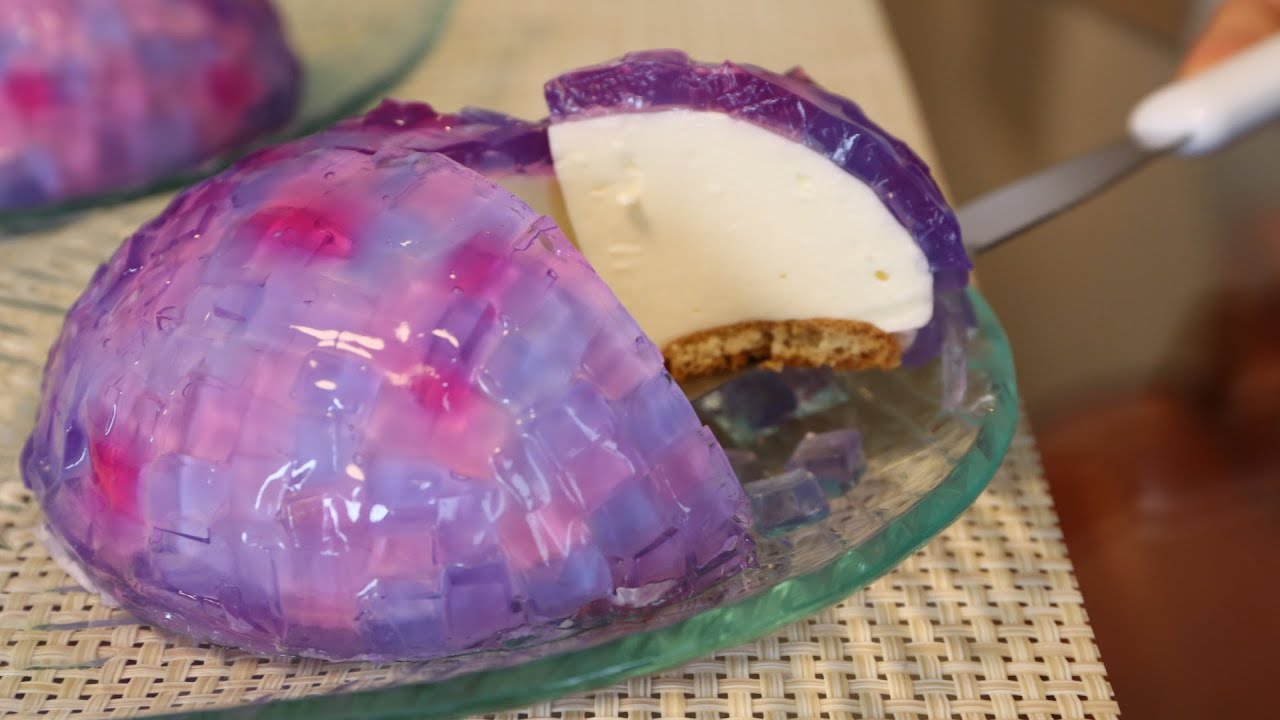 Hydrangea Candy Japanese Traditional Sweets Wagashi Nerikiri 和菓子の練りきりでつくる紫陽花 Youtube Hydrangea Candy Japanese Traditional Sweets Wagashi Nerikiri 和菓子の練りきりでつくる紫陽花 Youtube
