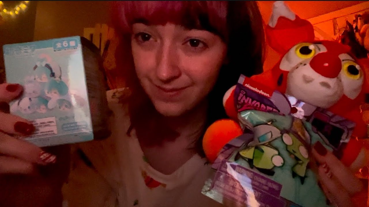 ASMR cute mall haul (blind bag opening)
