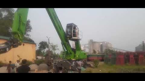 Sennebogen Material Handler