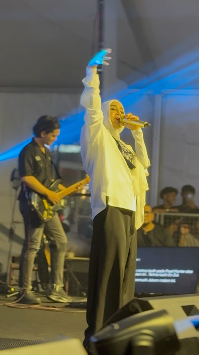 Download lagu Ella - Sembilu | Bukit Tinggi