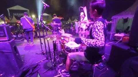 Justin Bieber - The Feeling - Class of The Moon (Cover) Live at Serang