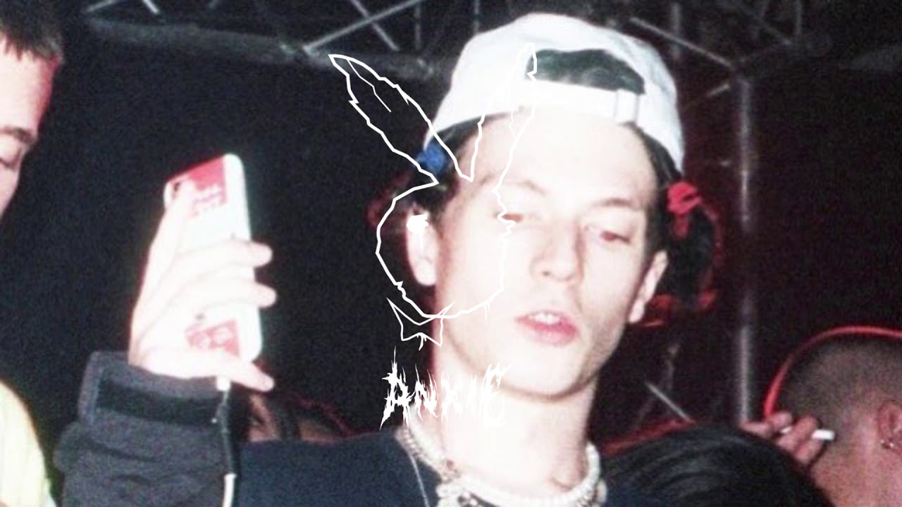 Hennessy sailor moon yung. Bladee Rapper. Bladee Rapper 2021. Bladee Drain gang кепка. Bladee Drain gang рост.