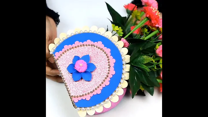 How to make flower vase with Waste Materials 🏺💐 #diy #flowervase #shorts