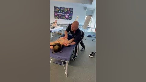 How to mobilise a scapula