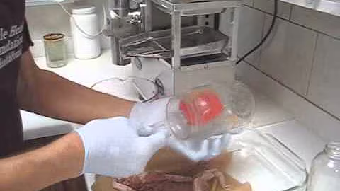 Making a single serving and 10% more grape juice on a WHF juicer.  A Norwalk juicer alternative.