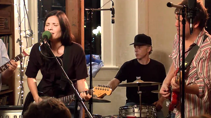 Shannon McNally - "She Belongs to Me" at Music in ...