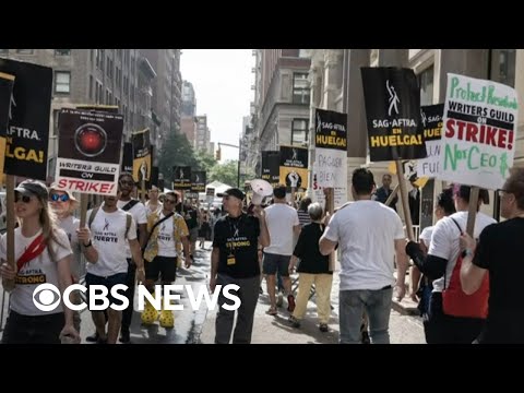 Writers strike continues