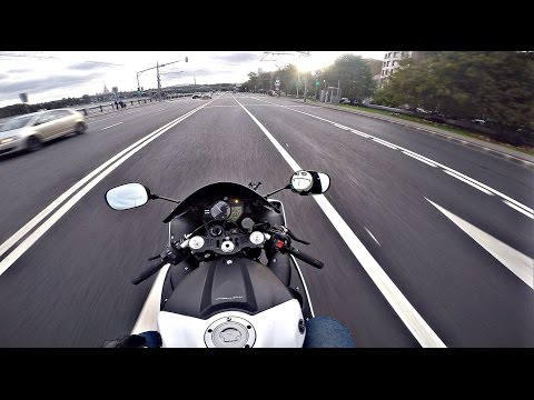 Неадекватная езда по городу на мото (без монтажа) 4K || Inadequate riding on moto - Смотреть видео с Ютуба без ограничений