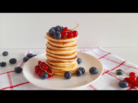 Video: Kā Pagatavot Pūkainas ābolu Pankūkas Uz Kefīra