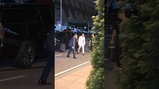멀리서 봐도 비율 진짜 쩌는 현빈 포토콜 행사 출근길 (240620) #현빈 #shorts