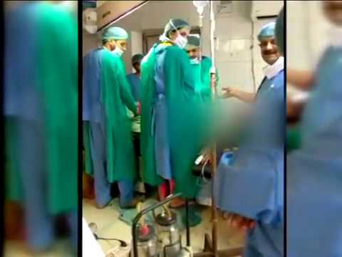 Doctors Fight Inside Operation Theatre in Jodhpur - YouTube