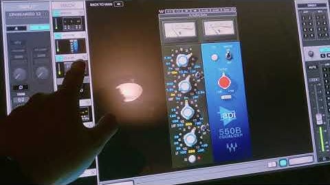 Waves LV1 Touchscreen Mixing Console