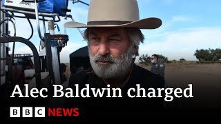 Actor Alec Baldwin charged with manslaughter over film set shooting | BBC News