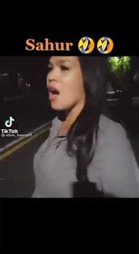 SAHUR SAHUR, PRANK BANCI CANTIK BANGUNKAN SAHUR DI JALAN