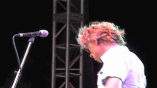 Bob Geldof - The End Of The World (live in San Vittore 8 July 2001)