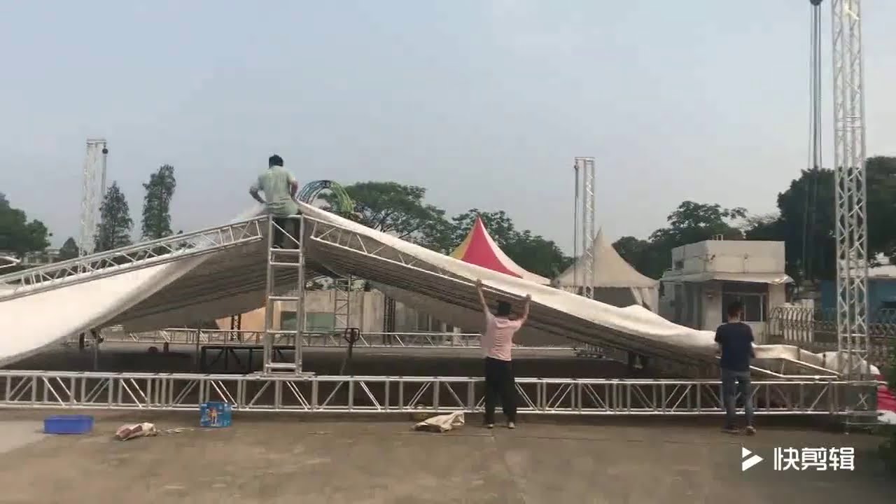 How to install outdoor concert stage roof truss