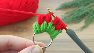 Great, very easy, very stylish Tunisian crochet strawberry keychain model narration #crochet #knit