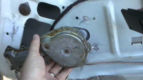 3rd gen camaro power window motor removal 1/2
