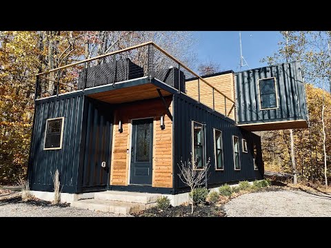 UNIQUE MODERN BRAND NEW SHIPPING CONTAINER HOME MADE OF THREE 40 FOOT CONTAINERS