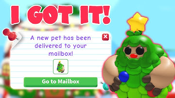 I GOT A TREE SASQUATCH! | Roblox Adopt Me Christmas 2025 | Riivv3r