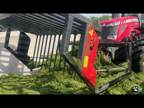 Radlice na siláž (silage blade for tractor)