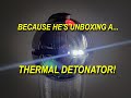 Unboxing a Thermal Detonator from Roman Props