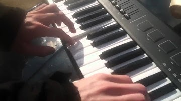 Alesis QX49 unboxing video (with dog)